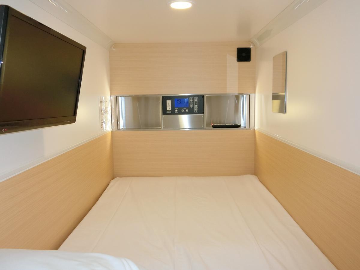 Capsule Hotel Valie Ebisucho Ōsaka Eksteriør bilde