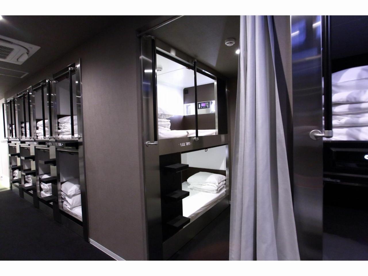 Capsule Hotel Valie Ebisucho Ōsaka Eksteriør bilde